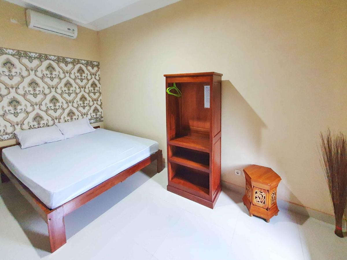 Graha Adi Karya Syariah Kartasura RedPartner Kartosuro Bagian luar foto